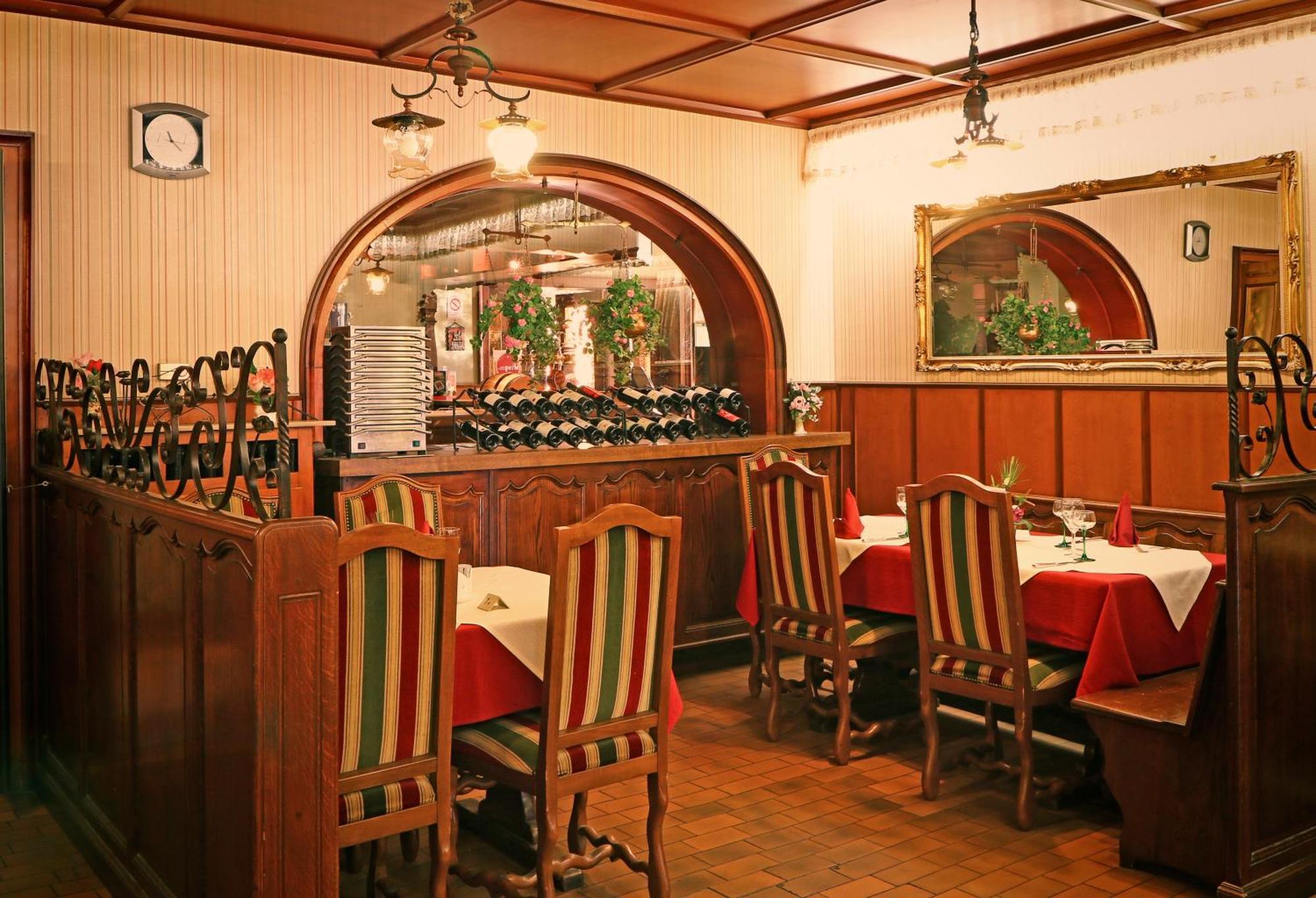 Logis Hotel Restaurant Hostellerie De L'Etoile Wasselonne Dış mekan fotoğraf